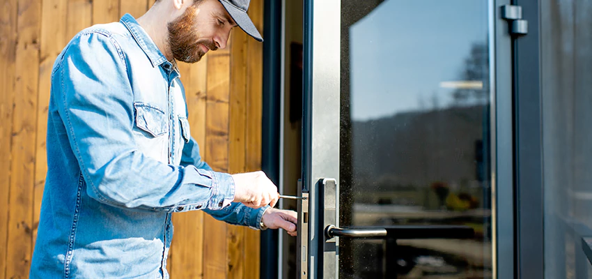 Frameless Glass Storefront Door Locks Replacement in Bronx, New York