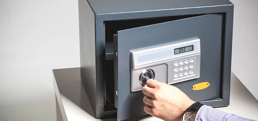 Jewelry Safe Unlocking Service in Bronx, New York