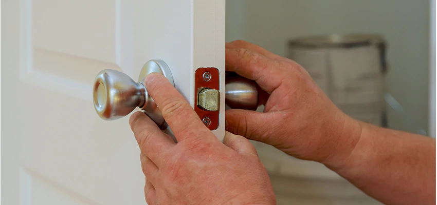 AAA Locksmiths For lock Replacement in Bronx, New York