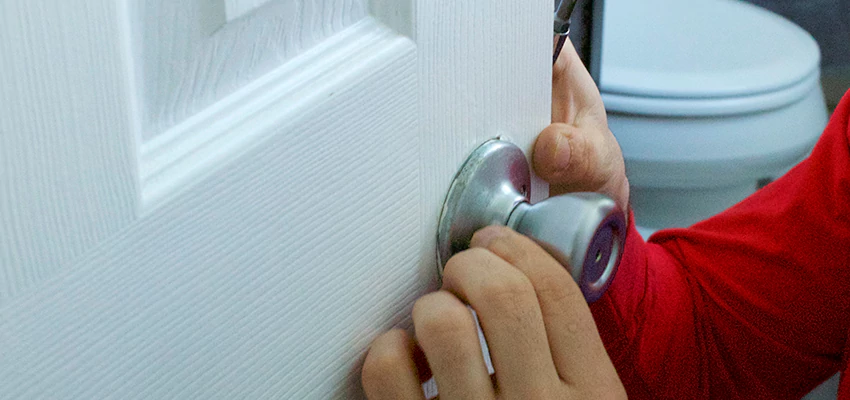 Vintage Door Knob Replacement in Bronx, NY